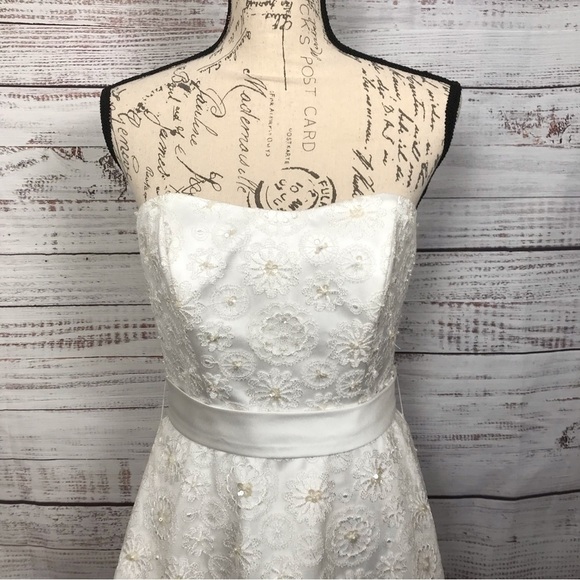 Davids Bridal White Strapless Lace Pearl Beaded Formal Dress Wedding Party Gown - Picture 5 of 10